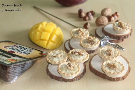 TARTALETAS DE QUESO CURADO Y MANGO