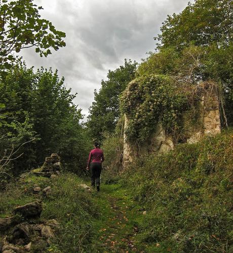 SENDA DEL CHORRÓN Y CERRU'L TOMBU