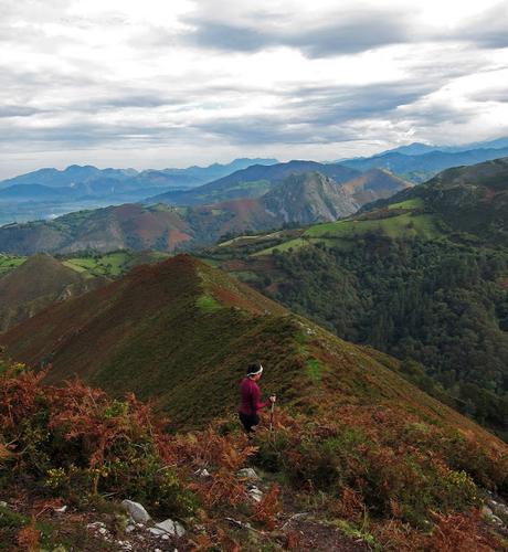 SENDA DEL CHORRÓN Y CERRU'L TOMBU