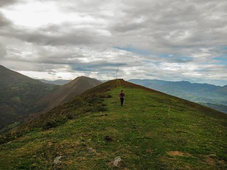 SENDA DEL CHORRÓN Y CERRU'L TOMBU