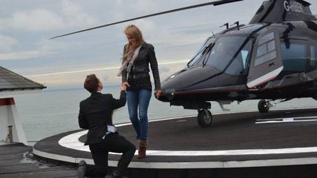Pide en matrimonio a tu pareja en helicóptero - Foto: www.marcianosmx.com