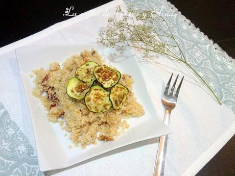 Falso risotto de coliflor con jamón y calabacín