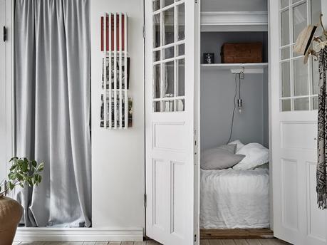 silla hormiga silla ant fritz hansen silla ant arne jacobsen La cama en un armario estilo nórdico escandinavo diseño danés decoración pisos pequeños blog decoración diseño danés 