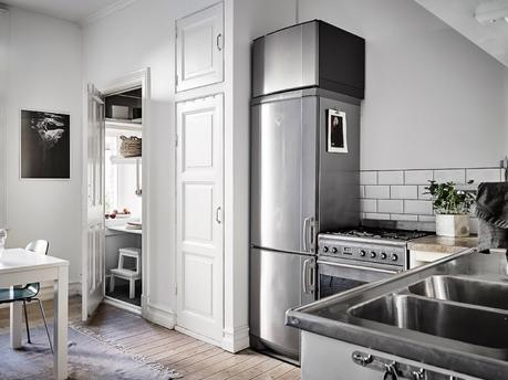 silla hormiga silla ant fritz hansen silla ant arne jacobsen La cama en un armario estilo nórdico escandinavo diseño danés decoración pisos pequeños blog decoración diseño danés 