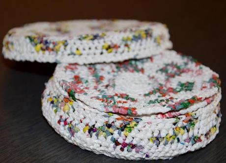 POSAVASOS Y JARRONES DE LA ABUELA POSAVASOS Y JARRONES DE LA ABUELA