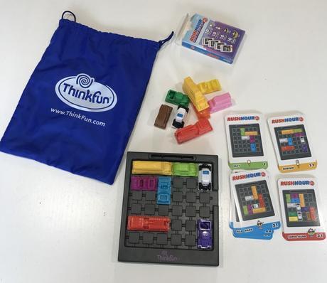 Rush Hour Jr: el juego de lógica para resolver un atasco de coches Rush Hour Jr - detalle de las piezas