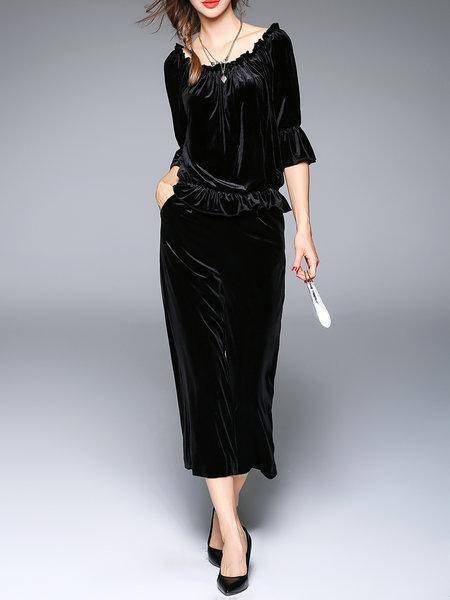 Halloween Wishlist con StyleWe https://www.stylewe.com/product/black-casual-two-piece-off-shoulder-velvet-jumpsuit-78500.html