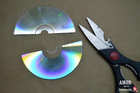 DIY COLLAR BABERO RECICLANDO CDS DIY COLLAR BABERO RECICLANDO CDS