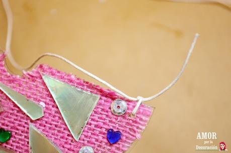 DIY COLLAR BABERO RECICLANDO CDS