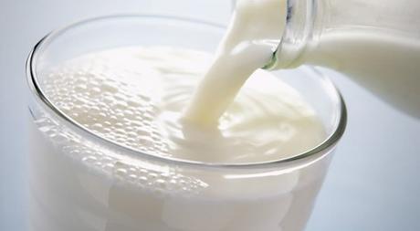 Saber alimentarse: Lo que no se dice de la leche de vaca