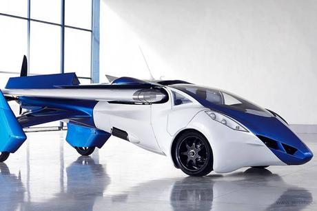 El AeroMobil 3.0, el prototipo de una empresa eslovaca, es una evolución el primer modelo que voló en 2012.