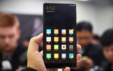 Con ustedes: el Xiaomi Mi Mix, un phablet sin bordes (literalmente)