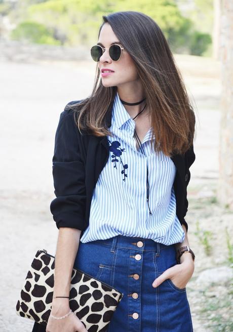 BLUSA CON BORDADO