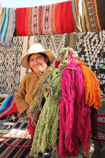 recuperando-el-tejido-tradicional-chumbivilcano-cusco-chumbivilcas-qorilazo-hudbay-peru-3