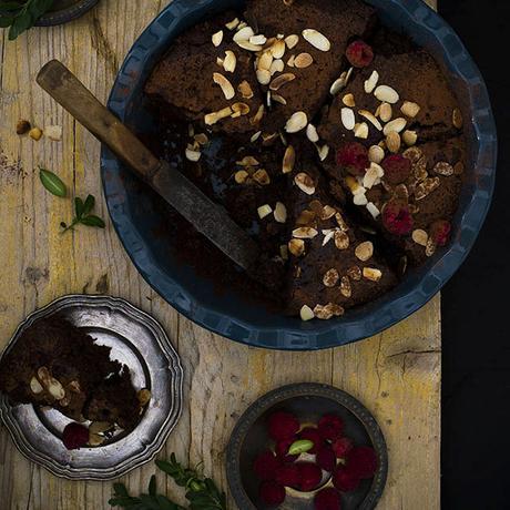 TARTA DE CHOCOLATE FACIL