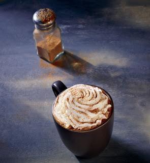 TERROR EN STARBUCKS, LLEGA FRAPPULA FRAPPUCCINO®,  Y PUMPKIN SPICE LATTE®,