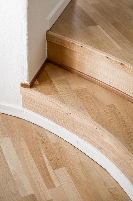 sillas comedor madera estilo escandinavo decoración comedores comedor nórdico comedor mesa redonda comedor en ático Comedor de planta circular blog decoración nórdica 