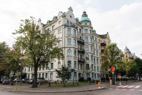 sillas comedor madera estilo escandinavo decoración comedores comedor nórdico comedor mesa redonda comedor en ático Comedor de planta circular blog decoración nórdica 