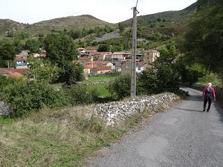 Por la parroquia de Clavillas (Santiago de Hermo-La Bustariega-Valcárcel-Clavillas)