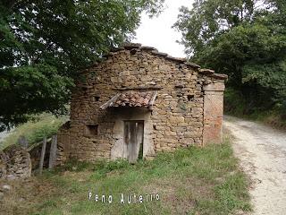 Por la parroquia de Clavillas (Santiago de Hermo-La Bustariega-Valcárcel-Clavillas)