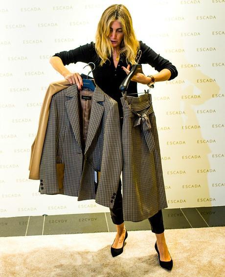 escada desayunyo by julia martinez