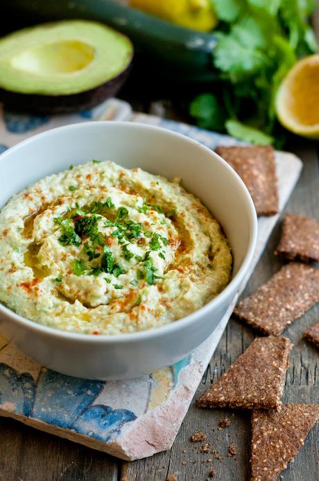 Hummus de calabacín y aguacate