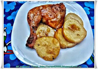 Pollo asado con patatas panaderas