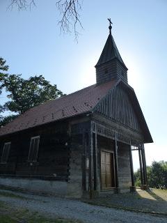 Día 9: Parque Natural de Plitvice - Karlovac - Iglesias de madera - Cigoc