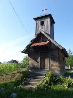 Día 9: Parque Natural de Plitvice - Karlovac - Iglesias de madera - Cigoc