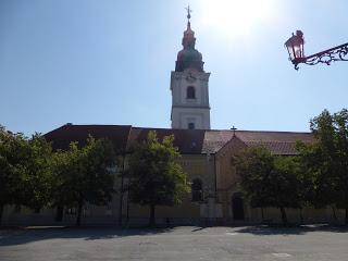 Día 9: Parque Natural de Plitvice - Karlovac - Iglesias de madera - Cigoc