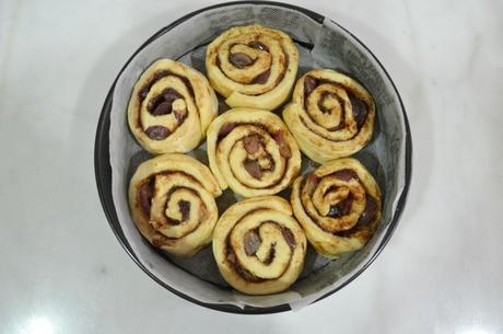 Pastel de Rollitos de Canela y Uva