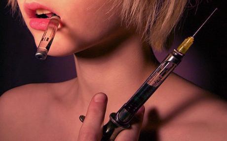 Syringe artwork (https://www.walldevil.com/43045-drugs-syringe.html)