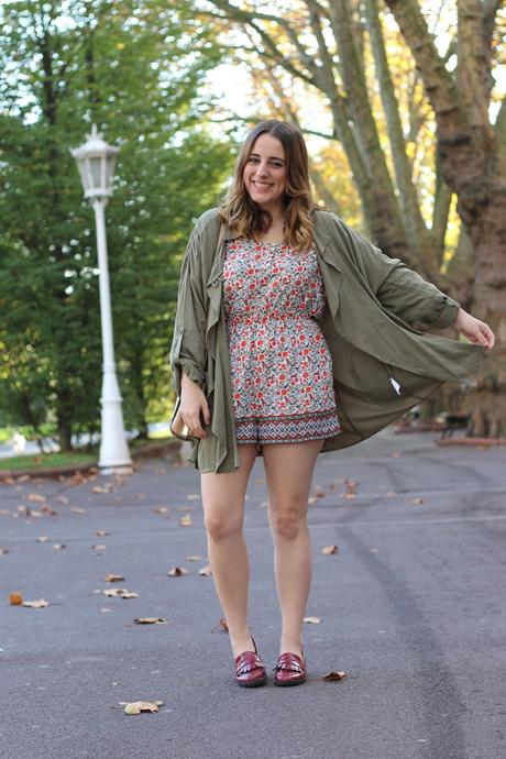 Outfit de otoño con flores