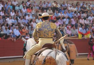 CHARLA-COLOQUIO SOBRE EL DESARROLLO DE LA TEMPORADA TAURINA EN LA PROVINCIA