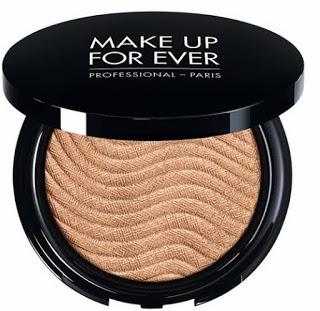 Los básicos de navidad de Make Up For Ever . Lanzamientos y clásicos .