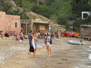 Un paseo por la isla de Ibiza