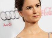 Katherine Waterston ficha para reparto ‘The Current War’