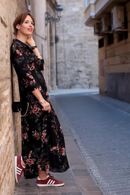 UN LOOK PARA CADA DIA DE LA SEMANA (63).-