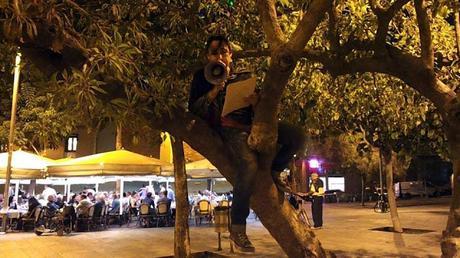 LARA GOMEZ Y DIEGO CÁCERES, ARTISTAS, A LA BARCELONA D' ABANS, D' AVUI I DE SEMPRE...3-11-2016...!!!