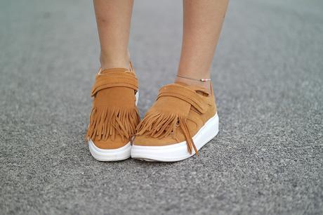 FRINGES SNEAKERS