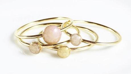 Joyas hechas con leche materna para rememorar la lactancia