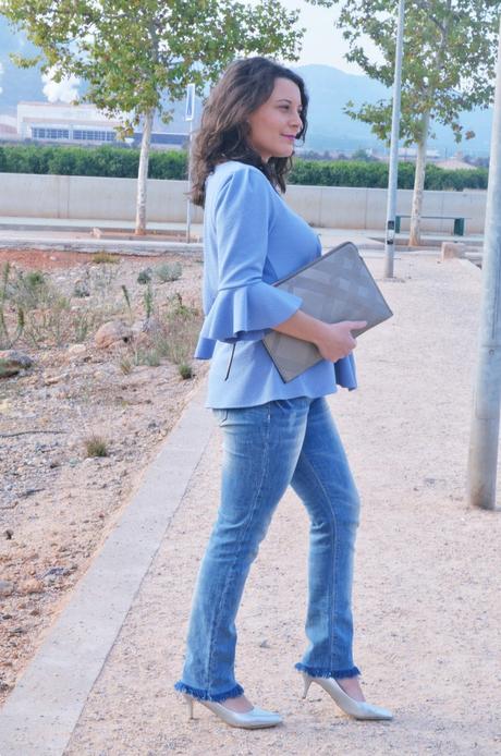 Blusa azul mangas acampanadas look_blusamangasacampanadasymetalizados_streetstyle_fashionbloggermivestidoazul-5