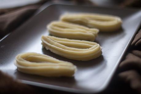 Cómo preparar churros a la madrileña