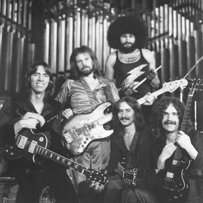 Efemérides del Rock y Heavy Metal: Que pasó un 04 de Noviembre