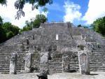 Olga y Jesús, Luna de miel en Tierras Mayas