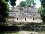 Olga y Jesús, Luna de miel en Tierras Mayas