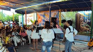 ¿A por los adolescentes cubanos? Capitalismo o Socialismo