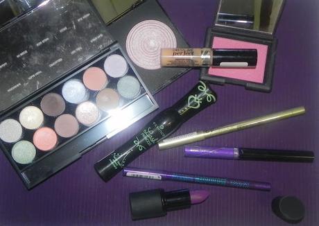 El beso del esquimal: Maquillaje, manicura y propuesta de moda