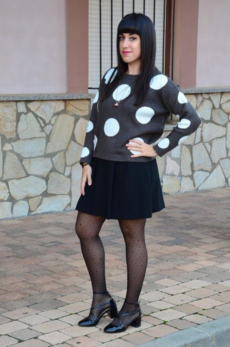 Kawaii milk bag and polka dots sweater Kawaii milk bag and polka dots sweater