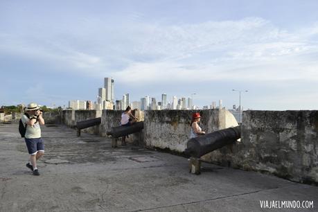 El casco antiguo aquí y allá los edificios altos